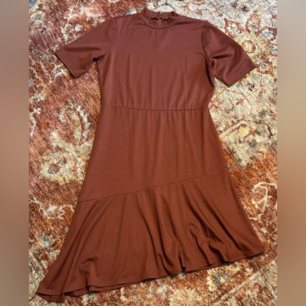 ✨Who What Wear Brown Asymmetrical Tiered Midi Dress with Mock Neck